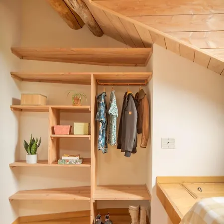 The Dragon Barn - Grenier * Ascou