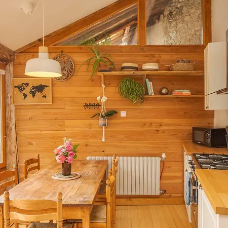 The Dragon Barn - Grenier Tatil Evi *
