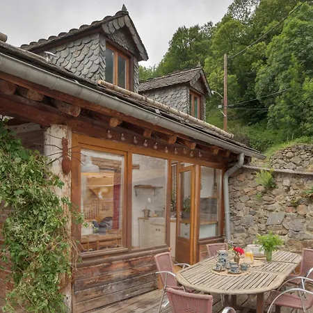 The Dragon Barn - Grenier Tatil Evi Ascou